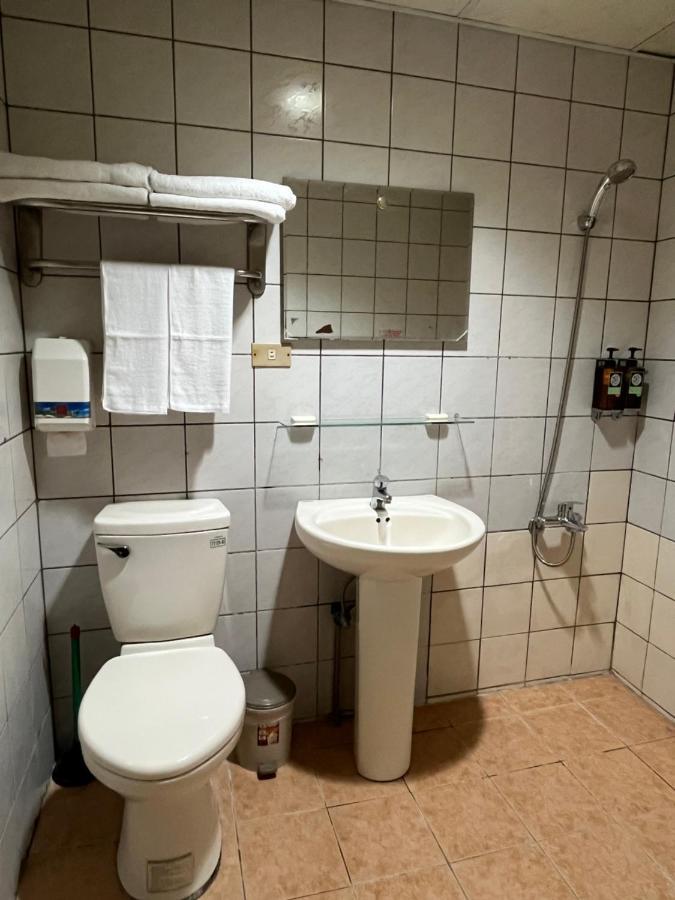 藍晴庭 Lägenhet Luodong Exteriör bild